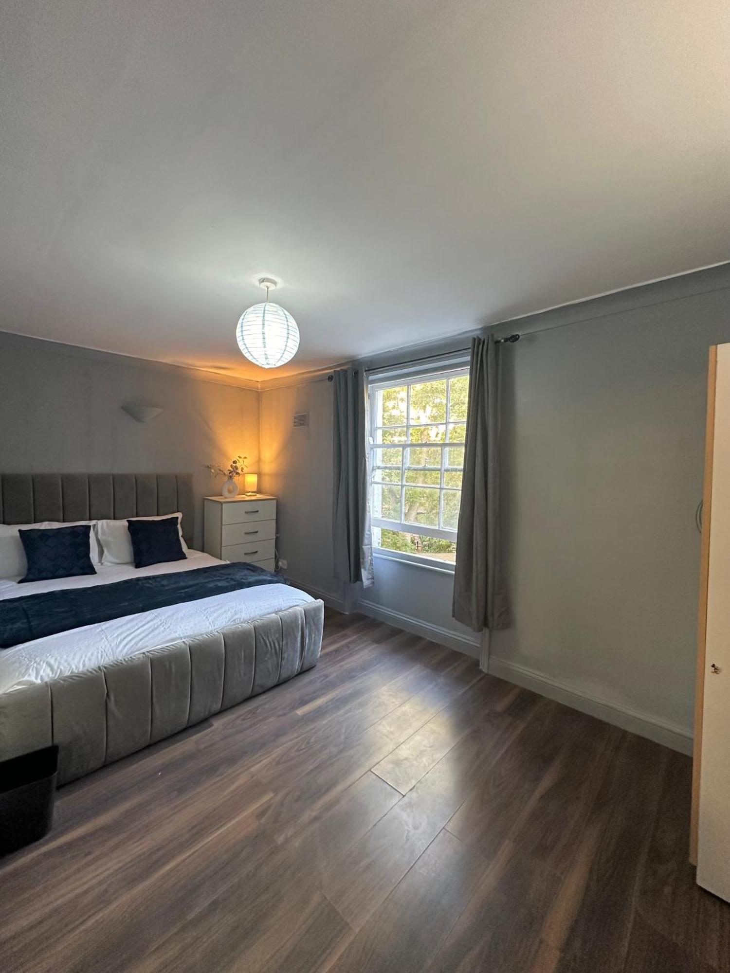 Luxury Room In A 4 Bedroom Flat! 4 Minutes Walk To Kingscross, St Pancras London Exteriör bild
