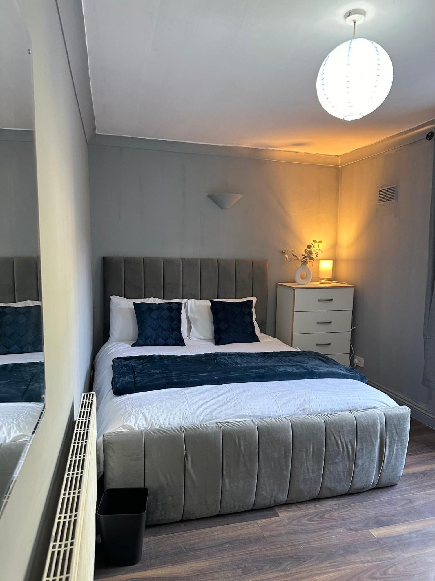 Luxury Room In A 4 Bedroom Flat! 4 Minutes Walk To Kingscross, St Pancras London Exteriör bild