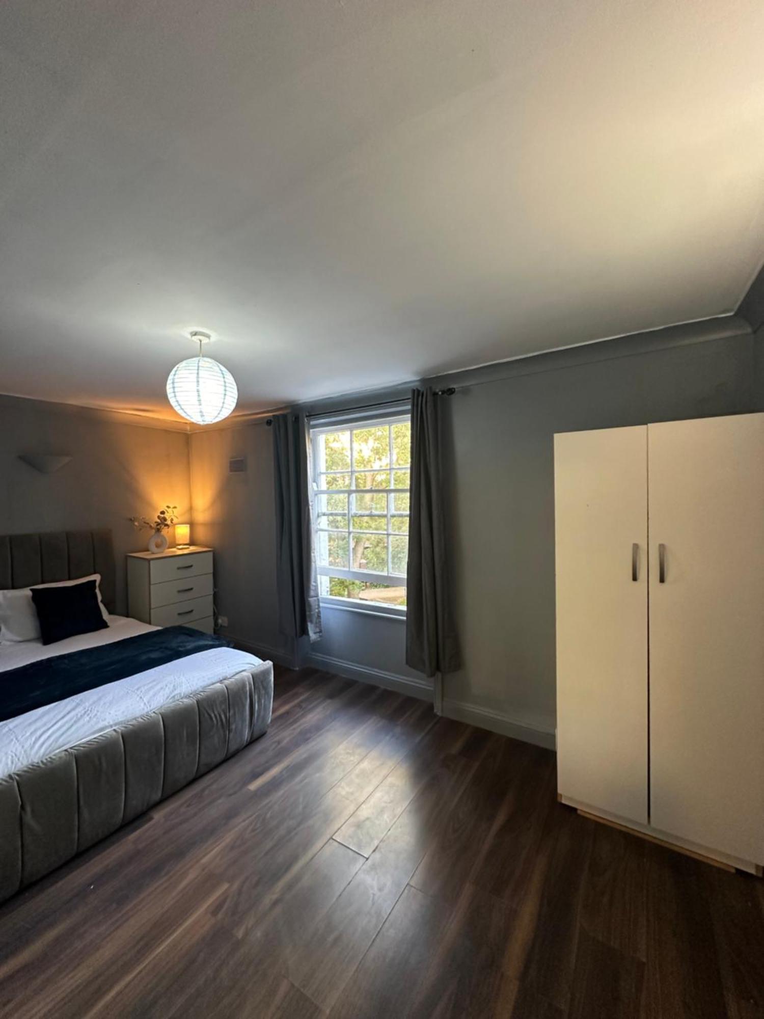 Luxury Room In A 4 Bedroom Flat! 4 Minutes Walk To Kingscross, St Pancras London Exteriör bild