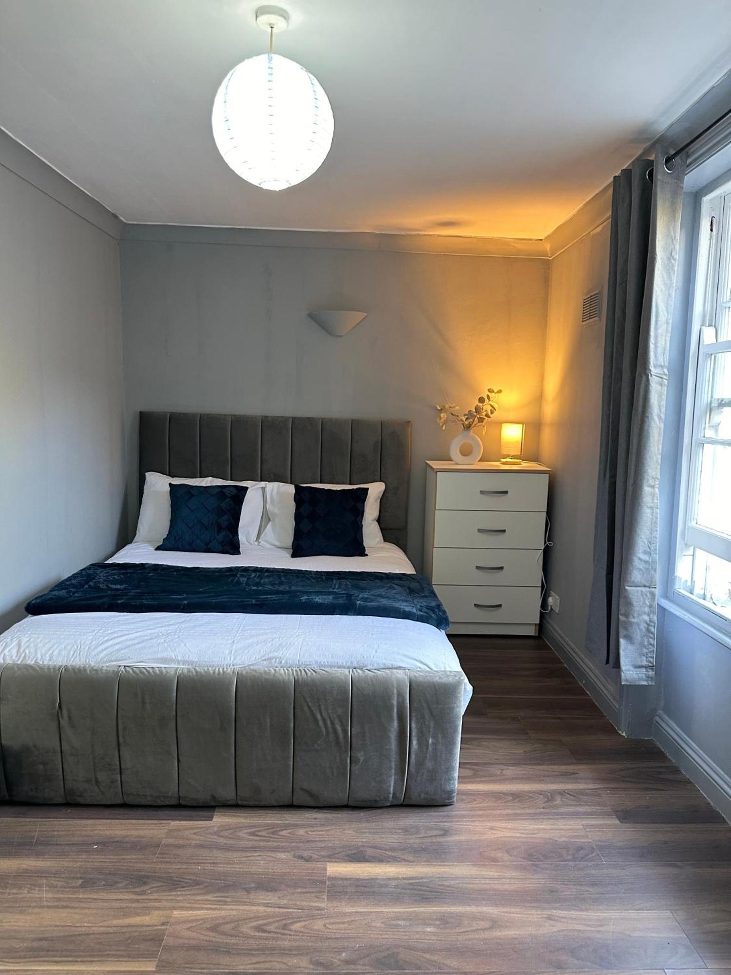 Luxury Room In A 4 Bedroom Flat! 4 Minutes Walk To Kingscross, St Pancras London Exteriör bild